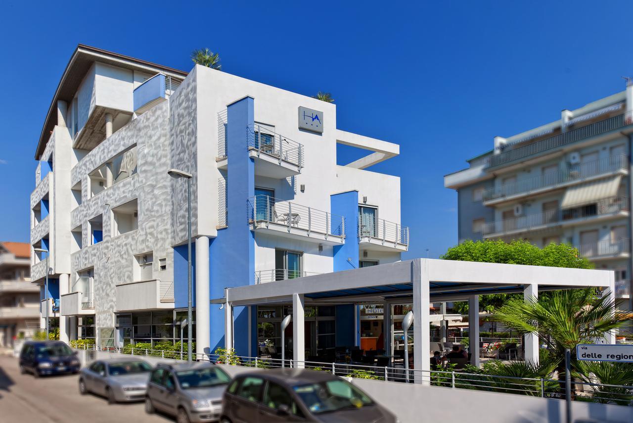 Hotel Antares Alba Adriatica Luaran gambar